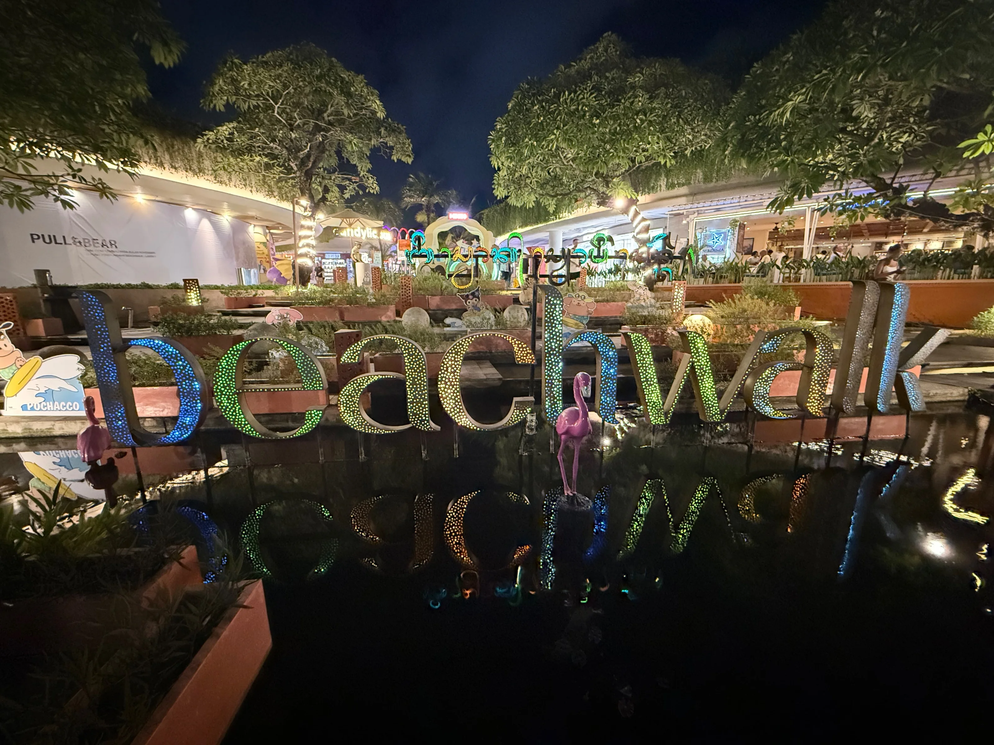 Beachwalk mall Kuta
