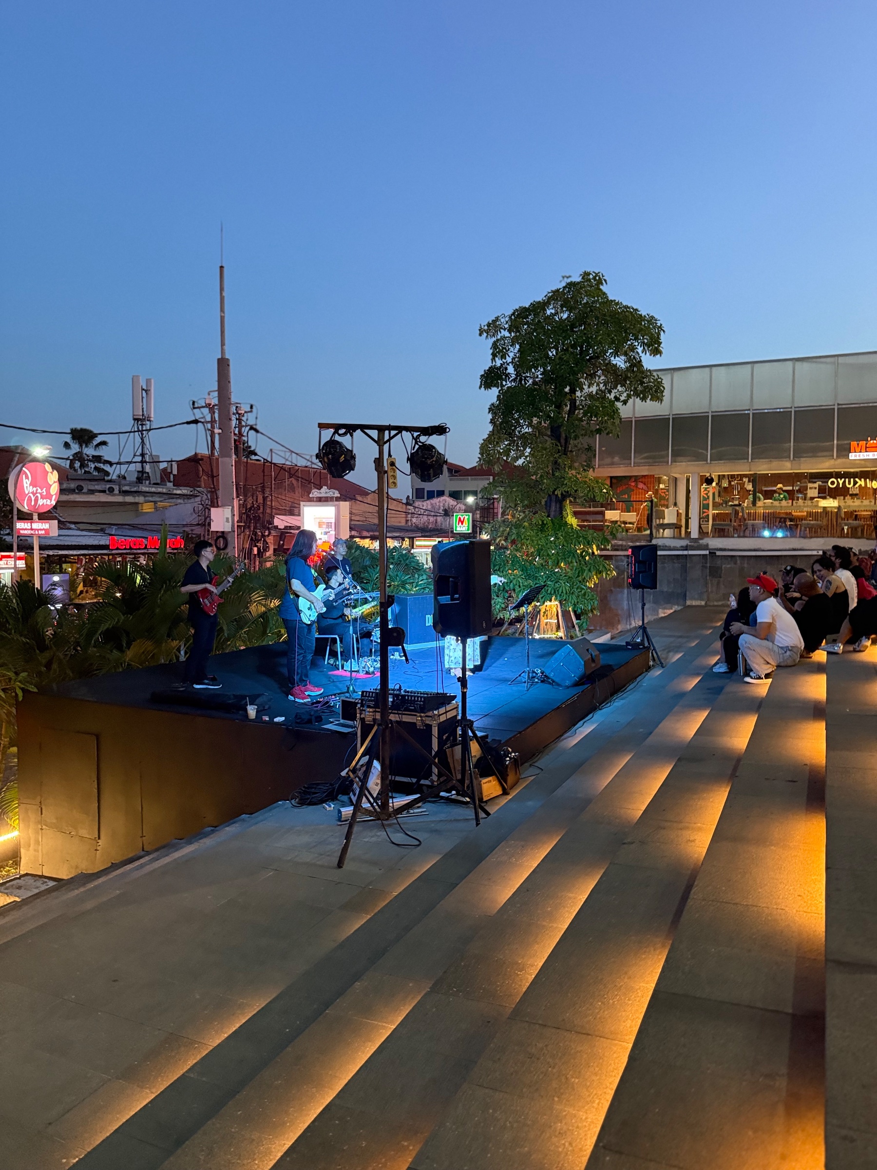 Muziek bij Discovery mall in Kuta